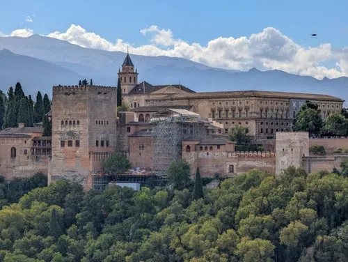 Palacio de La Alhambra y Mirador de San Nicolás