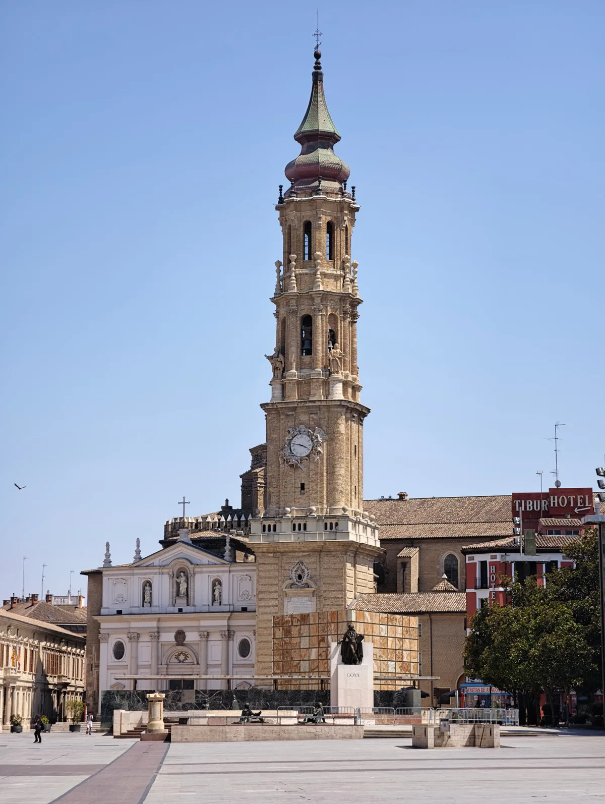 La Seo, Catedral del Salvador — Viavora Travel