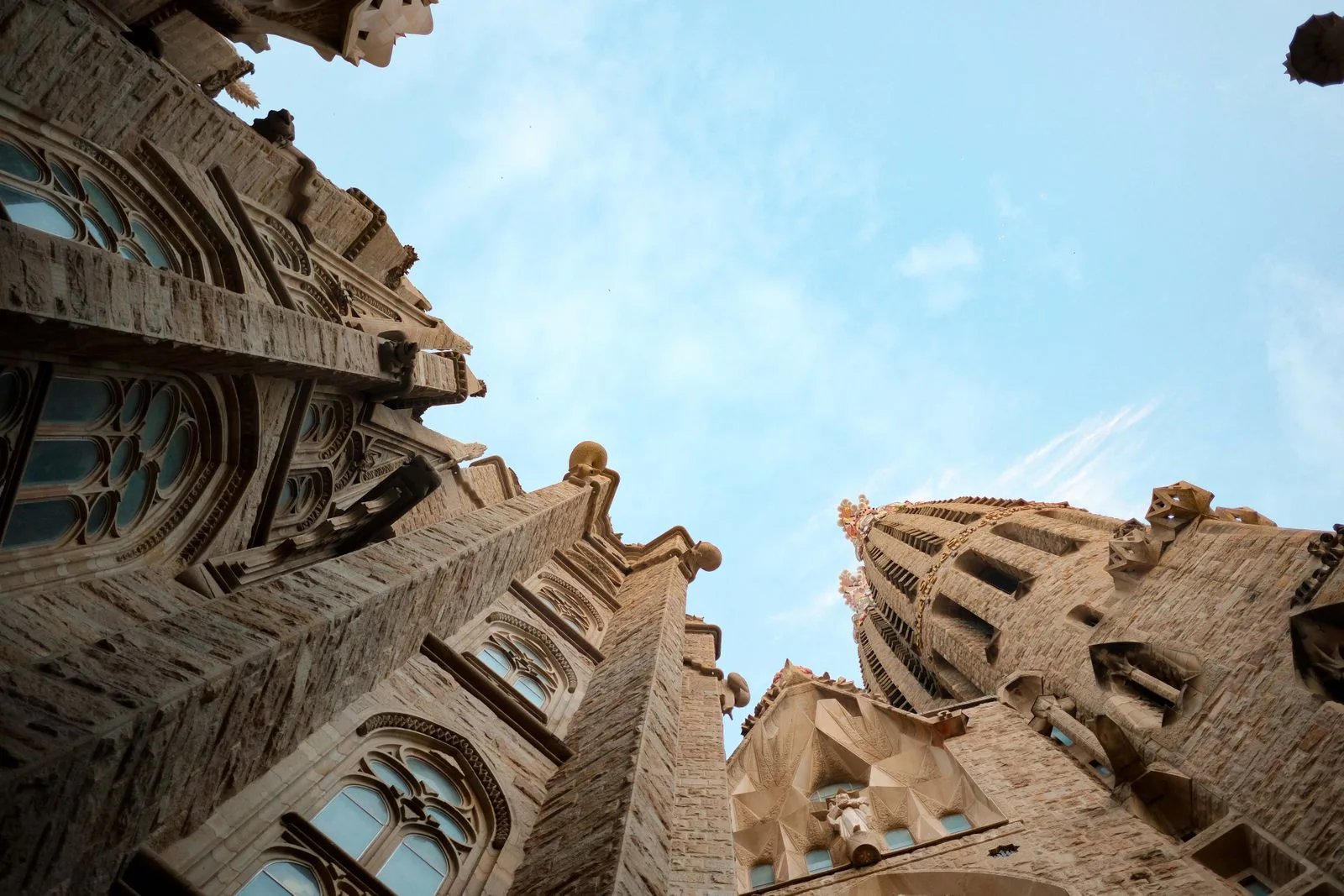 Barcelona, España — Viavora Travel
