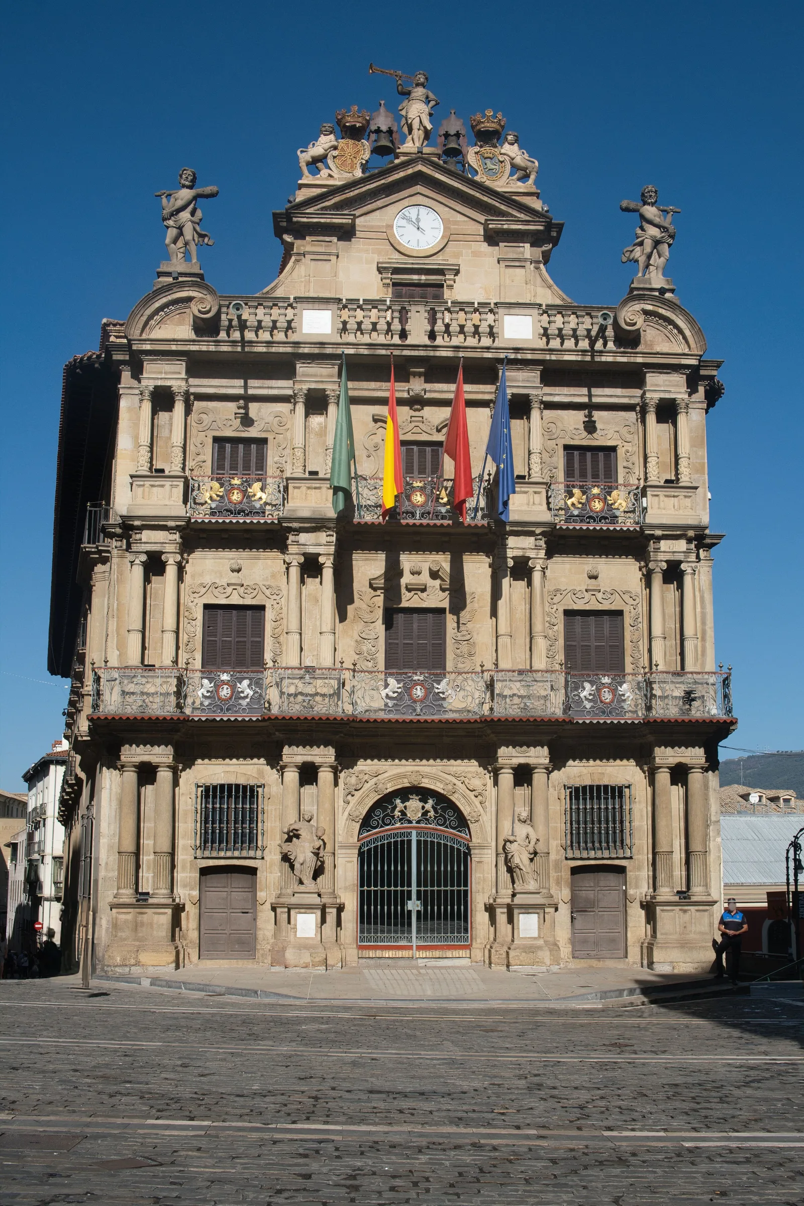 Pamplona, España — Viavora Travel
