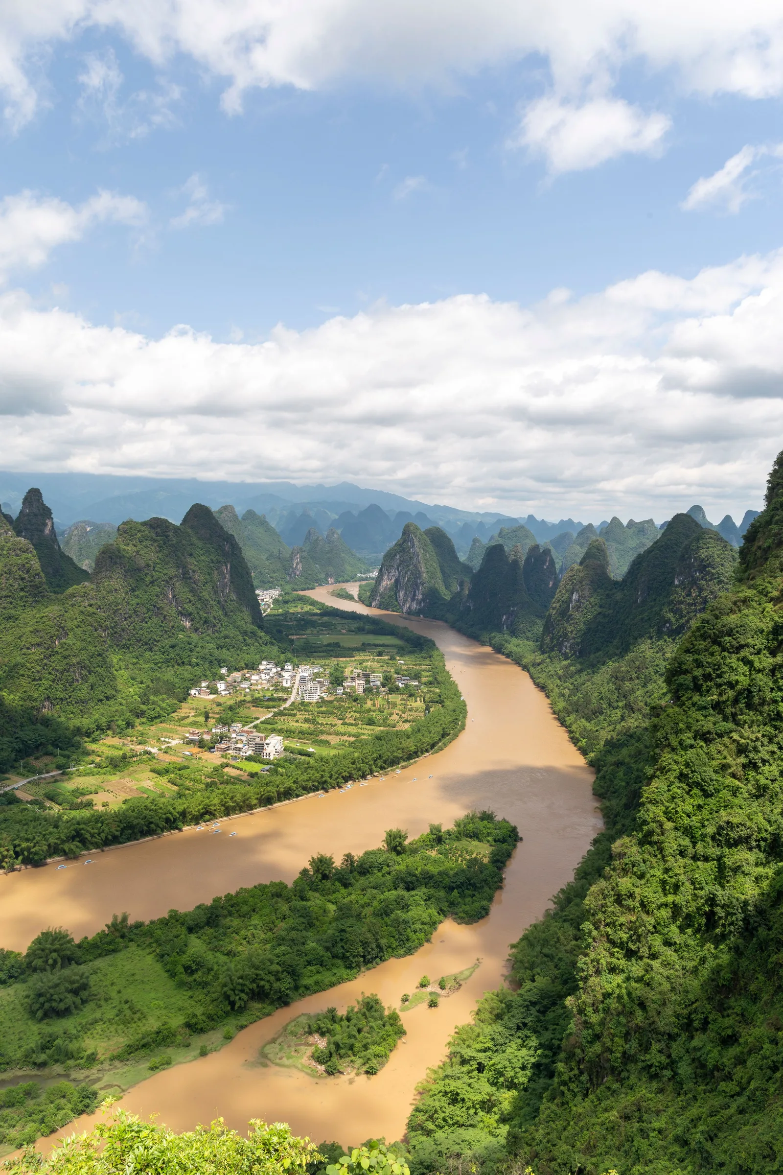 Yangshuo, China — Viavora Travel